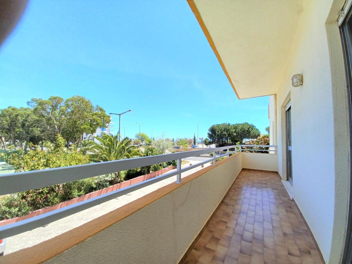 Castelos Beach Apartment 1 ปอร์ติเมา ภายนอก รูปภาพ