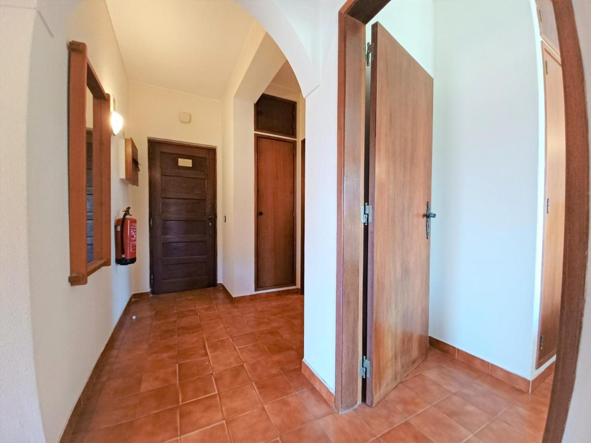 Castelos Beach Apartment 1 ปอร์ติเมา ภายนอก รูปภาพ